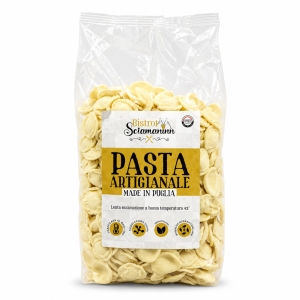 Orecchiette pugliesi artigianali Bistrot Sciamaninn in confezione trasparente su sfondo bianco
